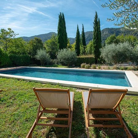 Le Champ Des Oliviers Bed & Breakfast Oppede Exterior photo